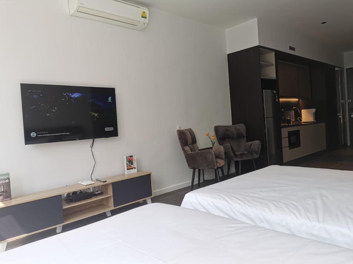 Scarletz Suites Klcc By De Harlequins Guesthouse Куала-Лумпур Екстер'єр фото