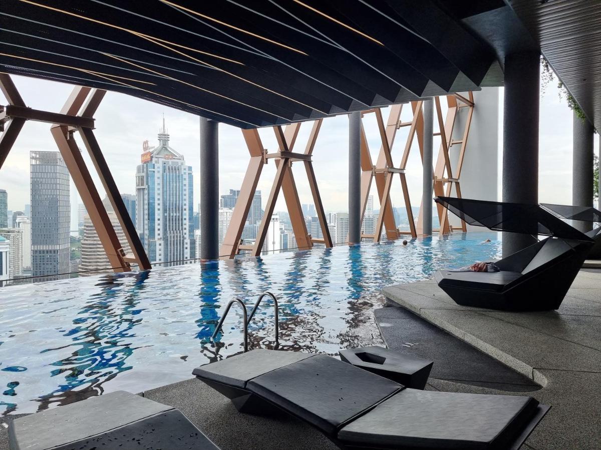 Scarletz Suites Klcc By De Harlequins Guesthouse Куала-Лумпур Екстер'єр фото