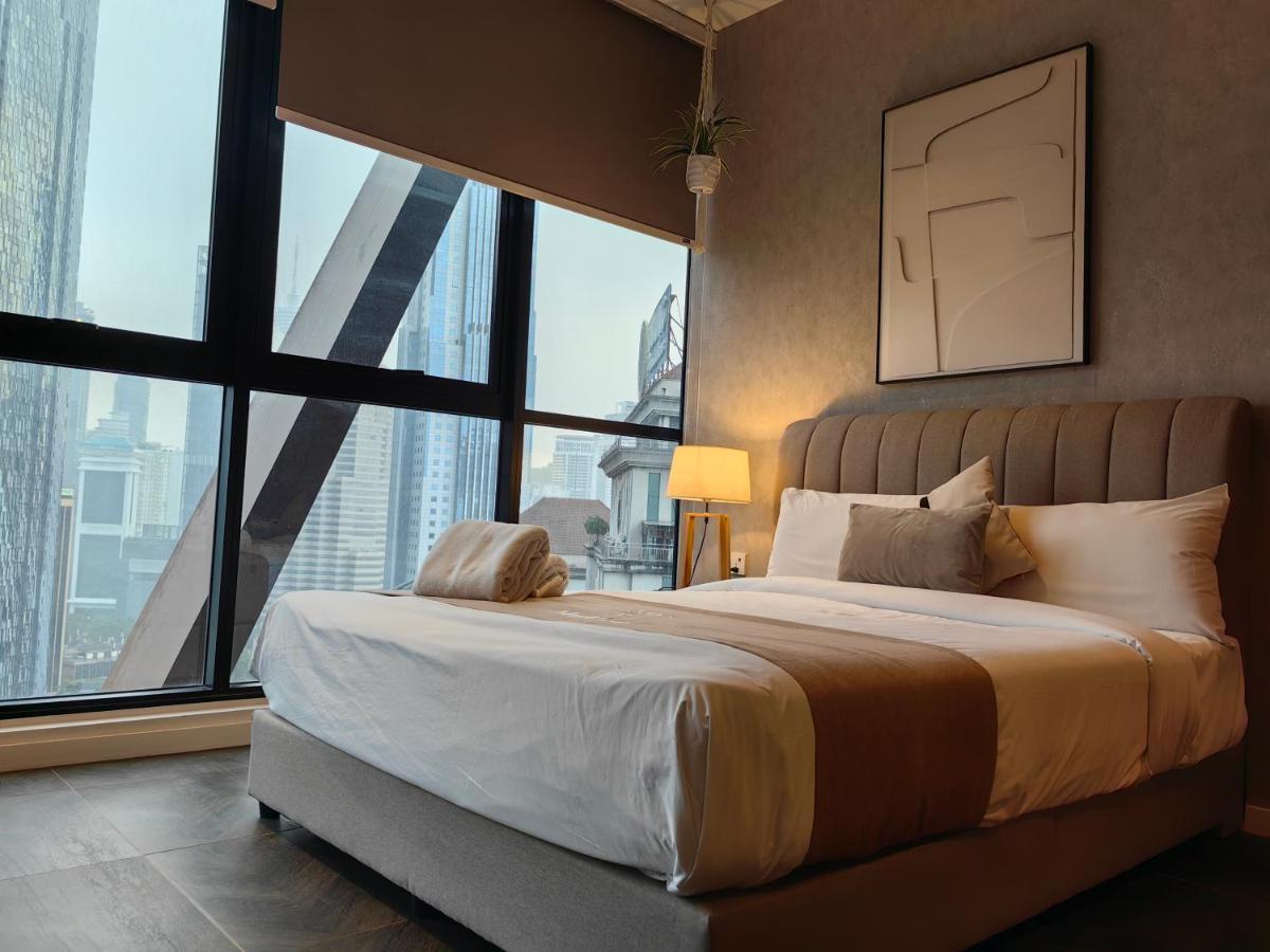 Scarletz Suites Klcc By De Harlequins Guesthouse Куала-Лумпур Екстер'єр фото