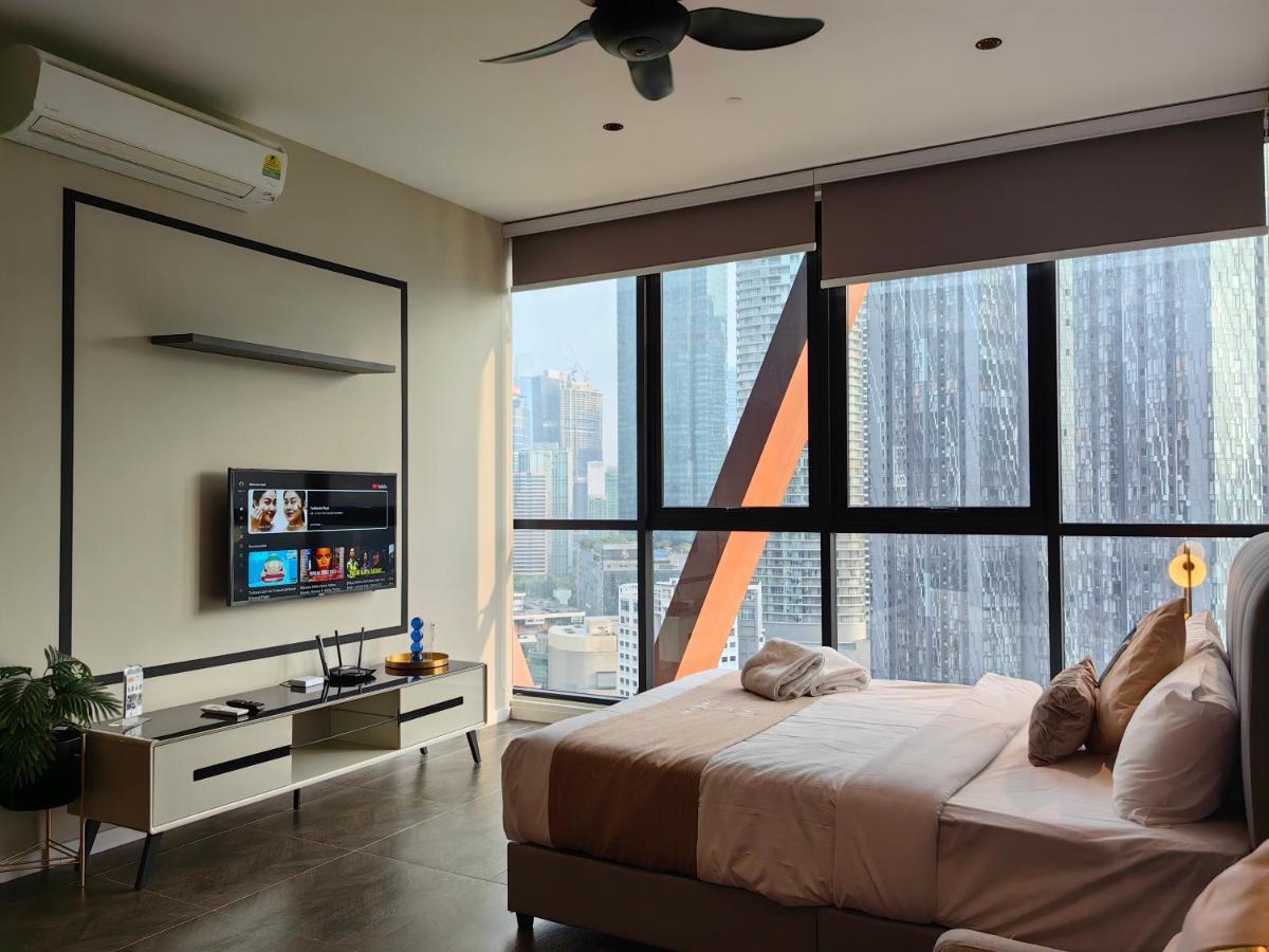 Scarletz Suites Klcc By De Harlequins Guesthouse Куала-Лумпур Екстер'єр фото