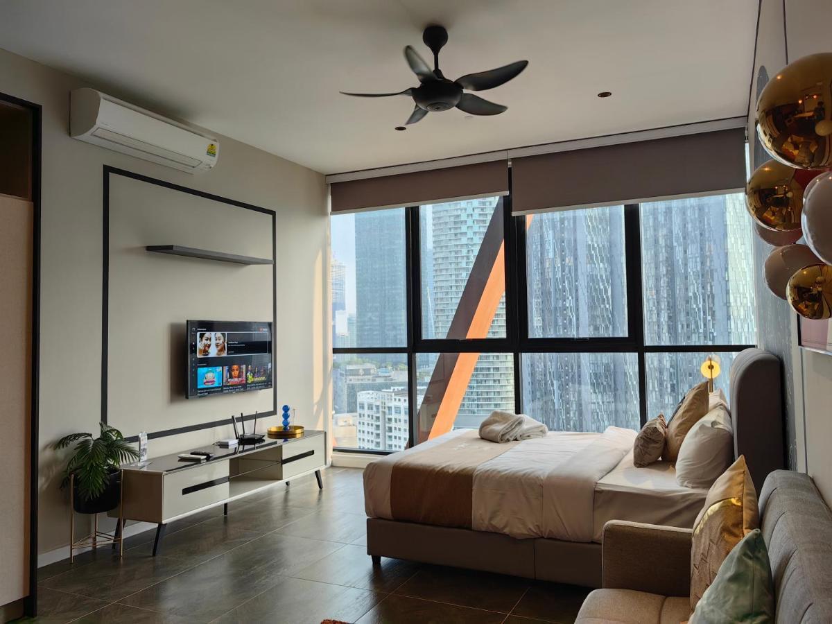 Scarletz Suites Klcc By De Harlequins Guesthouse Куала-Лумпур Екстер'єр фото